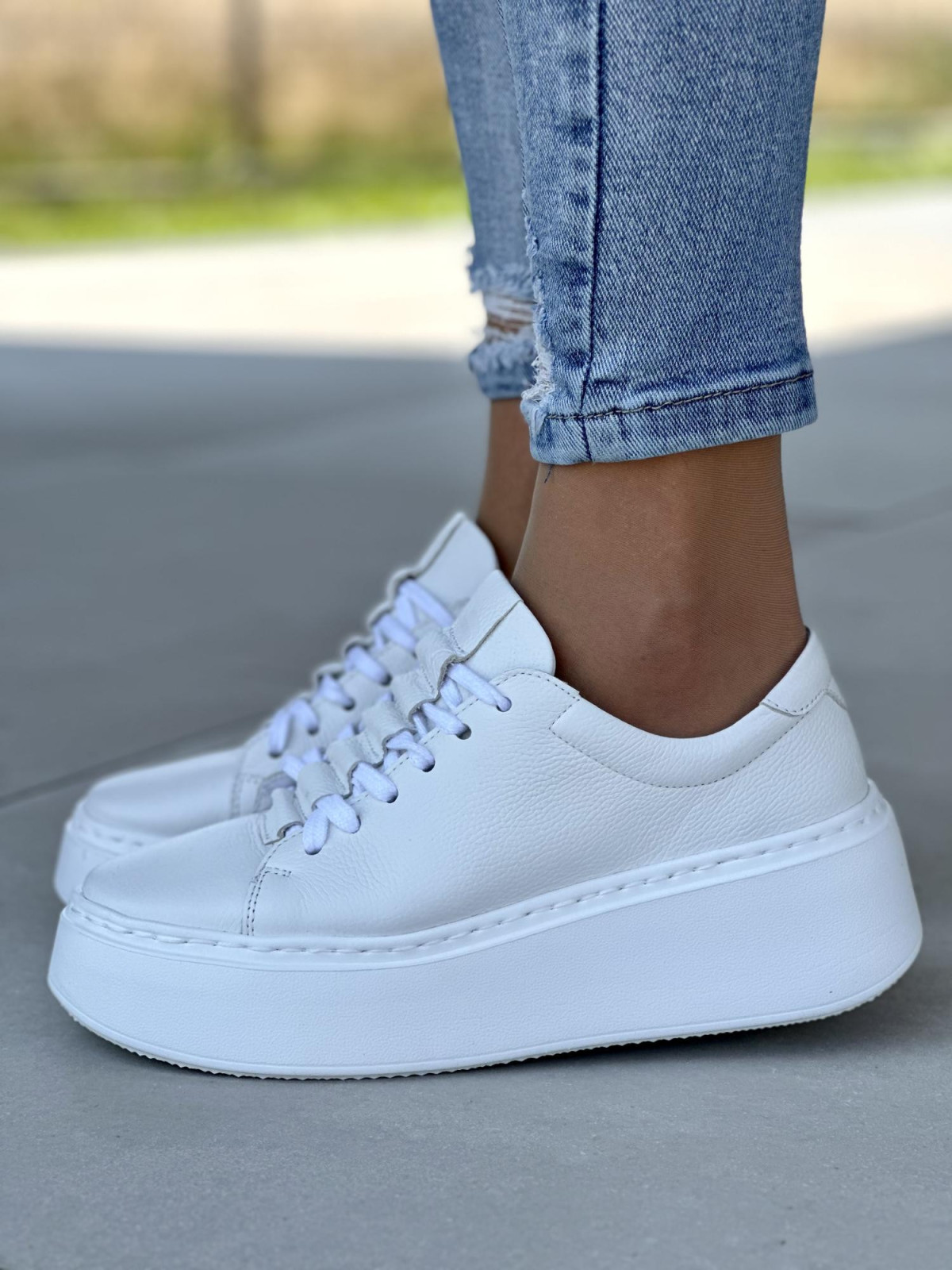 Białe trampki damskie skórzane OLEKSY polskiej produkcji