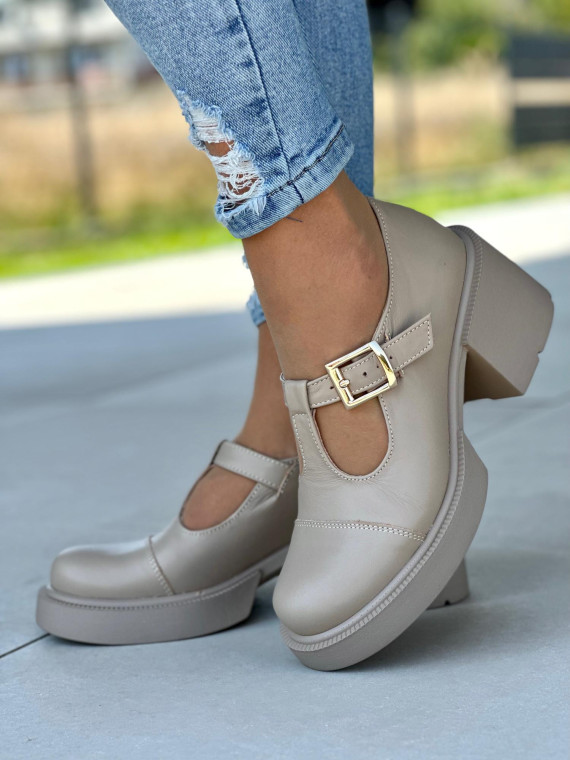 Beżowe półbuty damskie skórzane OLEKSY na wygodnym obcasie polskiej produkcji