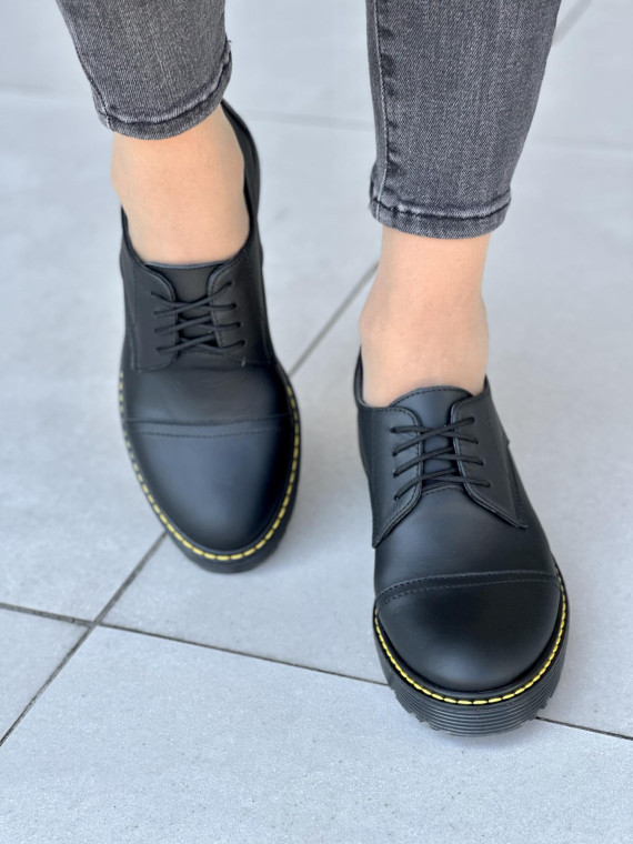 Czarne półbuty damskie skórzane OLEKSY polskiej produkcji