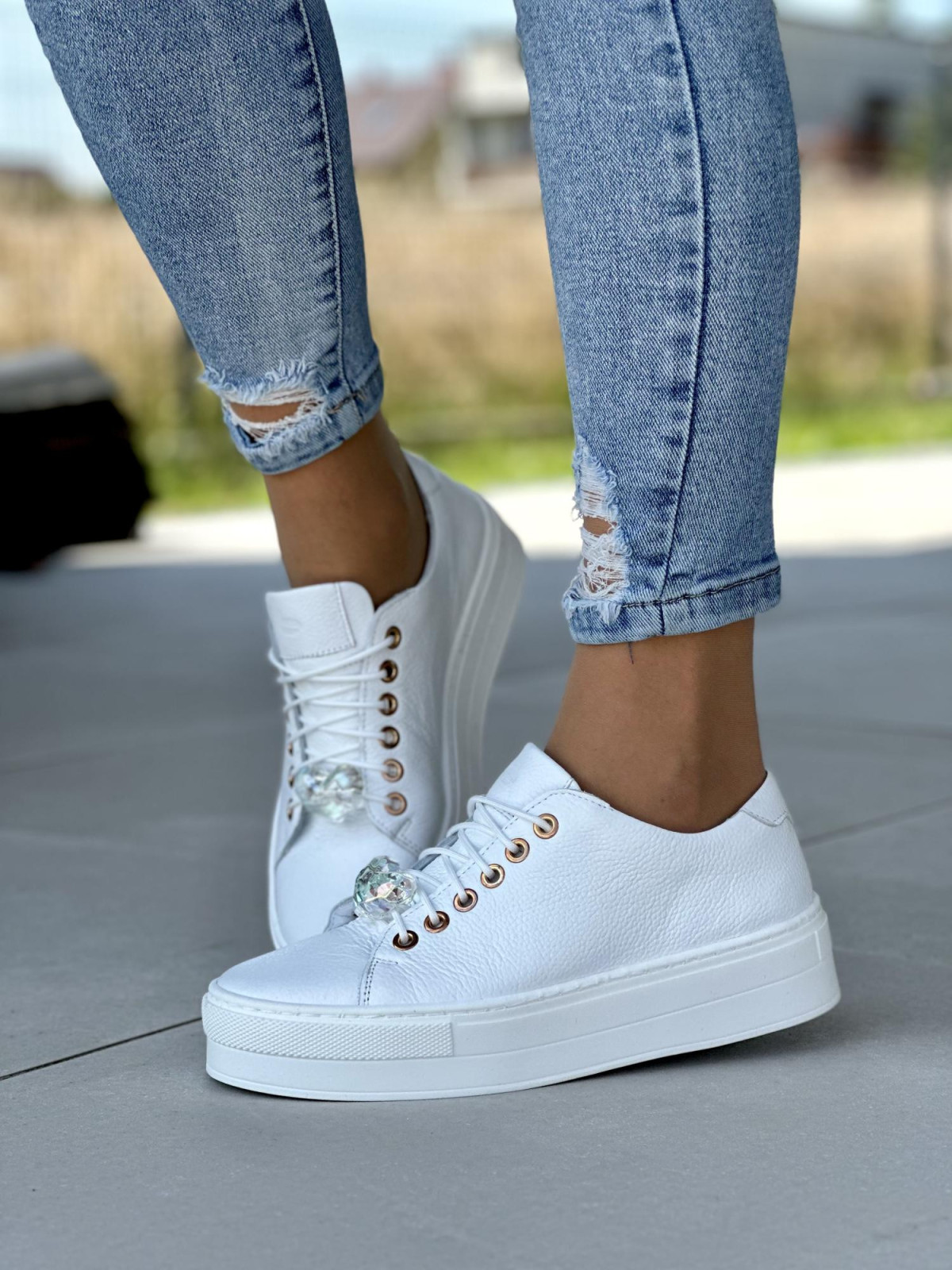 Nowoczesne i eleganckie sneakersy od polskiej marki OLEKSY ze skóry naturalnej