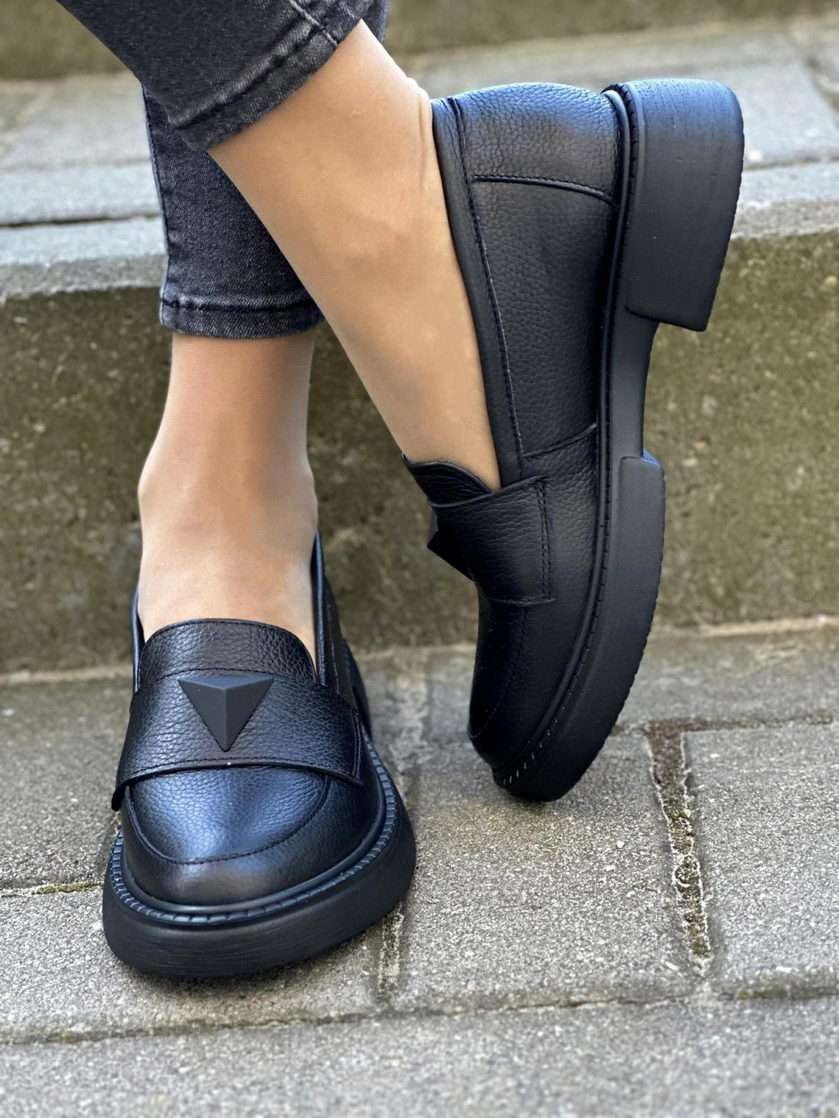 Wyjątkowe skórzane półbuty damskie OLEKSY polskiej produkcji