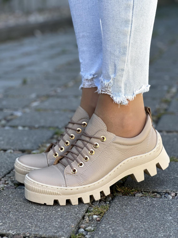 Wyjątkowe półbuty marki OLEKSY, wykonane w całości z naturalnej skóry