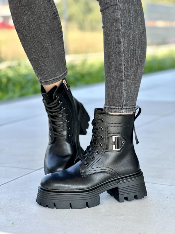 Damskie trapery skórzane