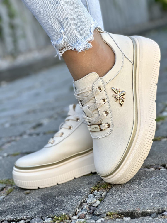 Stylowe sneakersy wykonane z najwyższej jakości naturalnej skóry