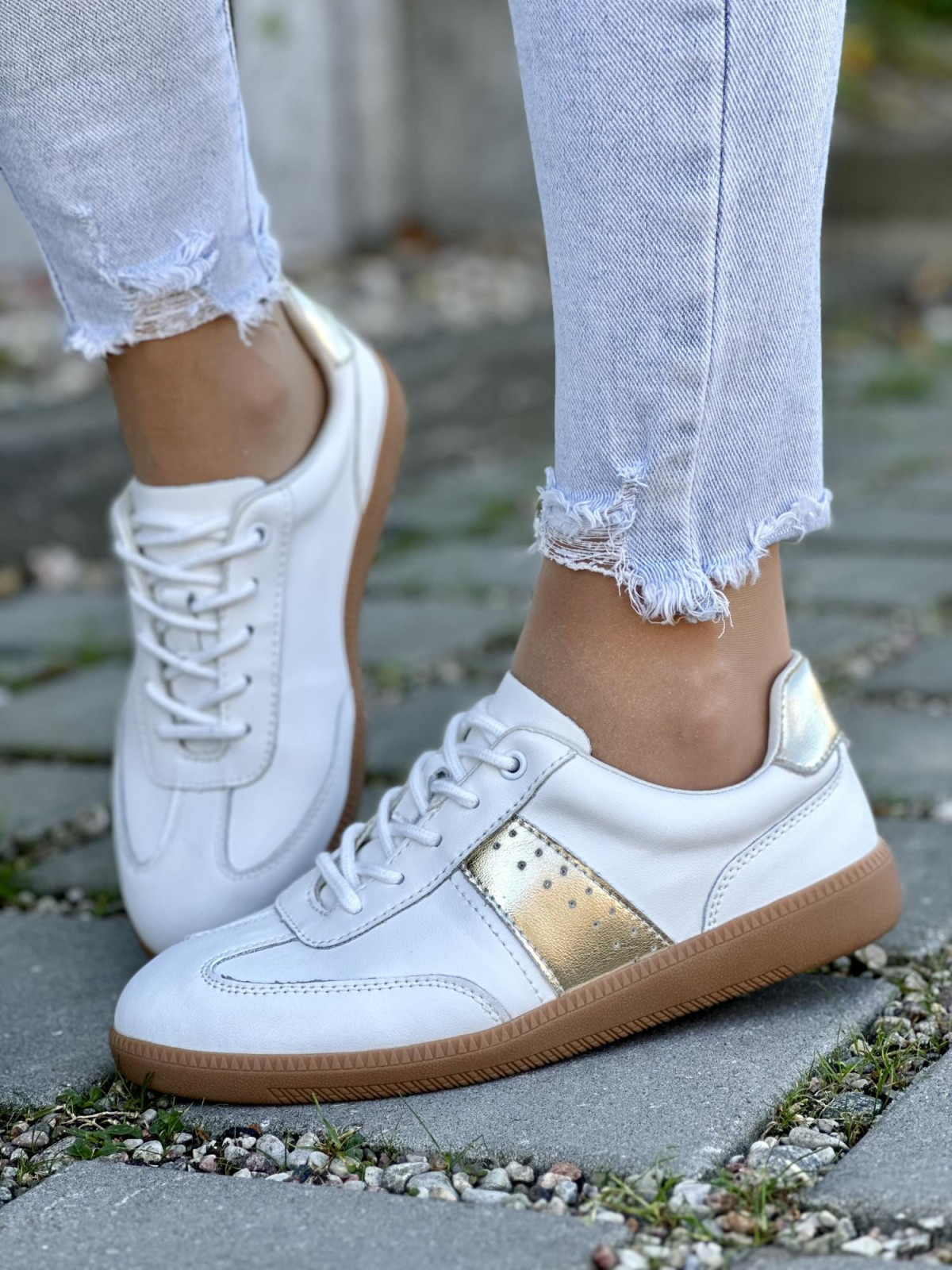 Stylowe Trampki ze Skóry Naturalnej