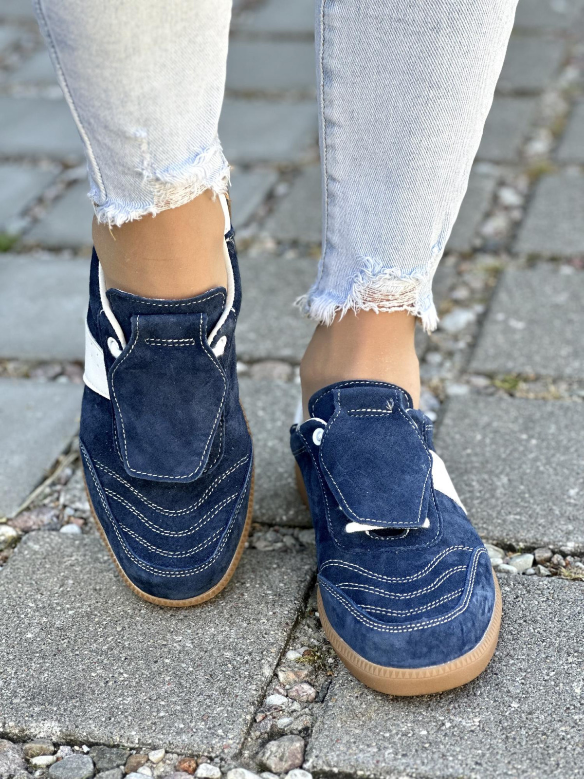 Stylowe Trampki ze Skóry Naturalnej