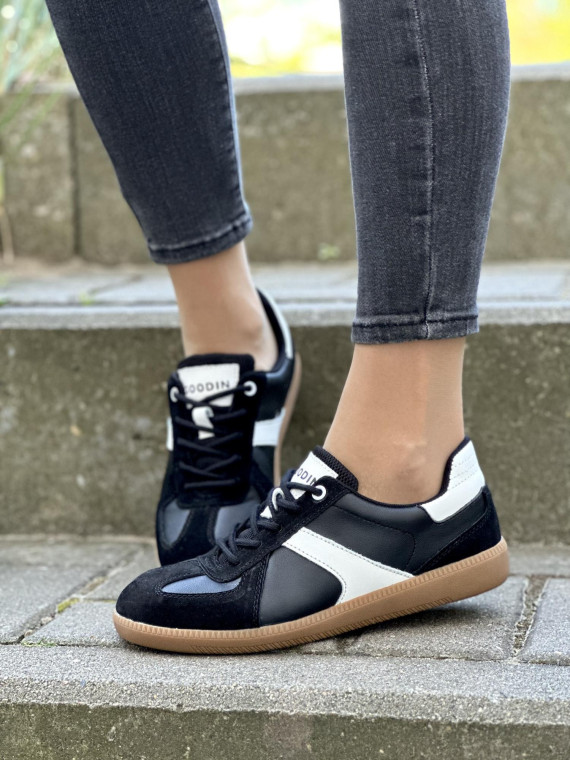 Stylowe trampki ze skóry naturalnej