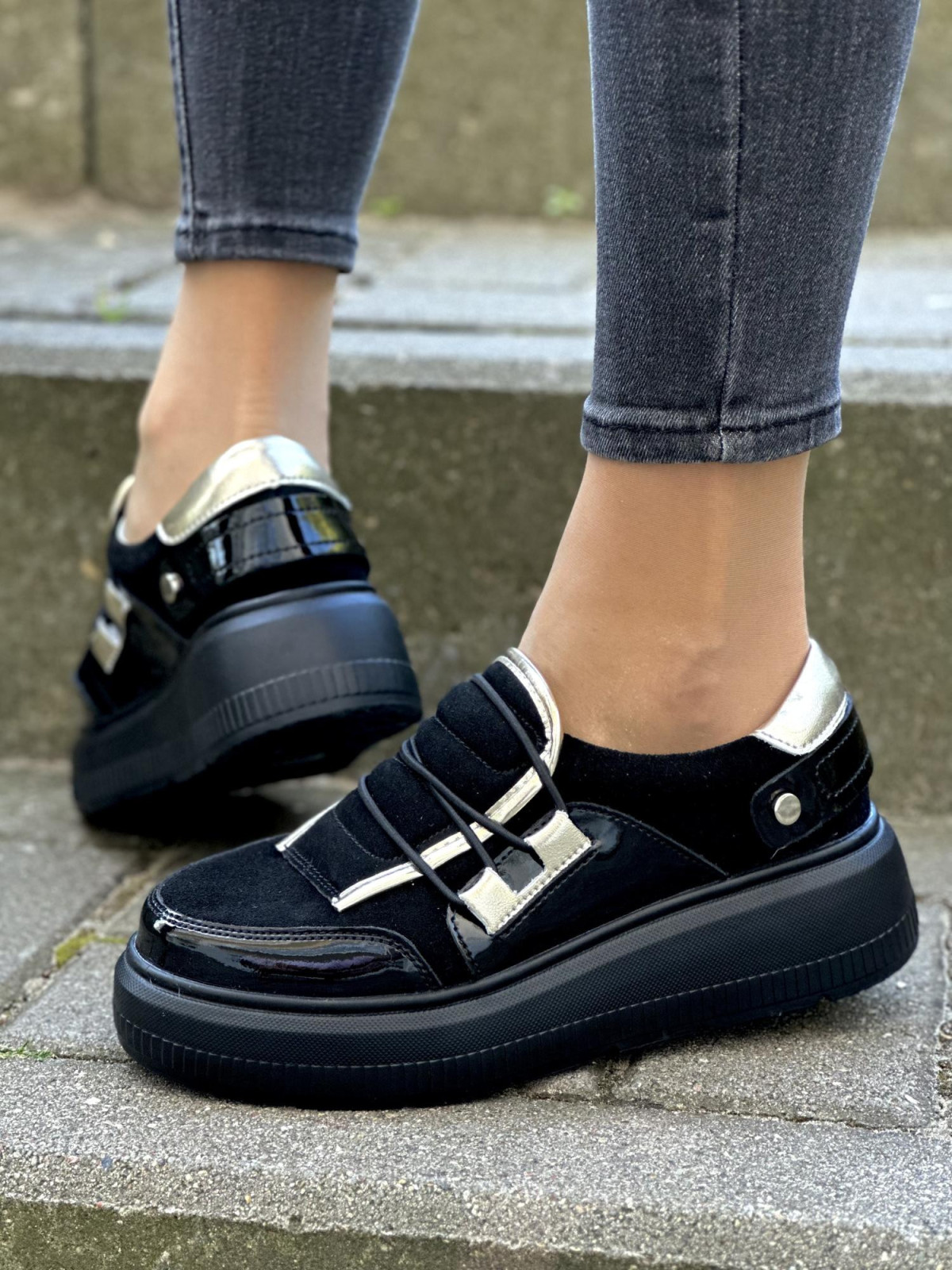 Czarne sneakersy damskie skórzane