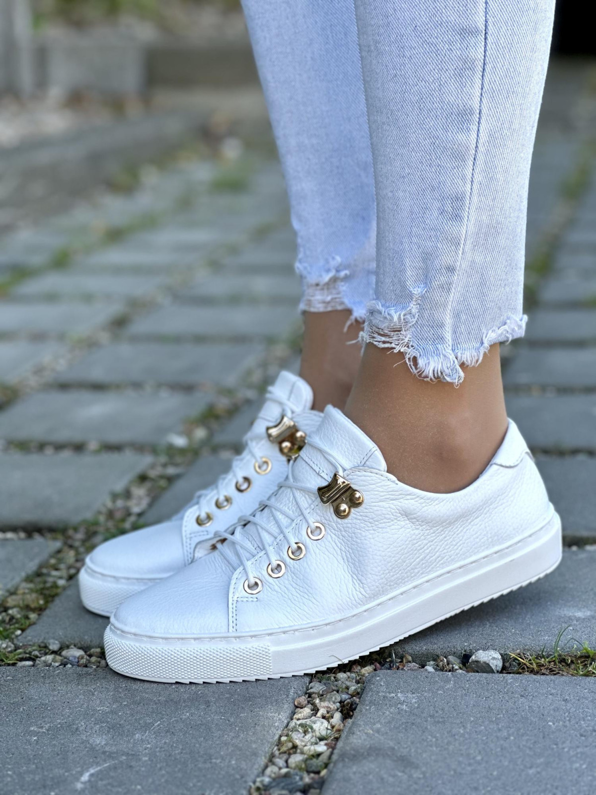 Trampki damskie OLEKSY wykonane ze skóry naturalnej polskiej produkcji