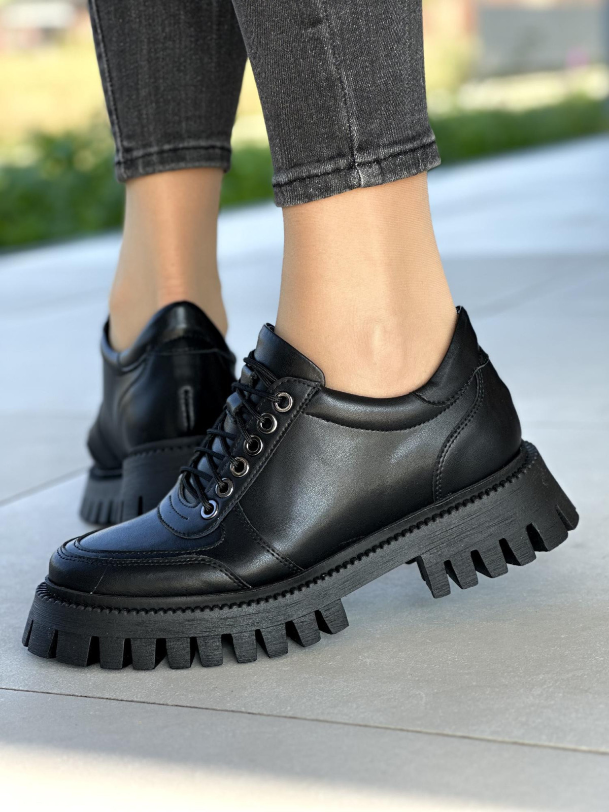 Półbuty ze skóry naturalnej OLEKSY Polskiej produkcji