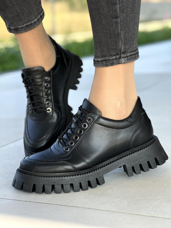 Półbuty ze skóry naturalnej OLEKSY Polskiej produkcji