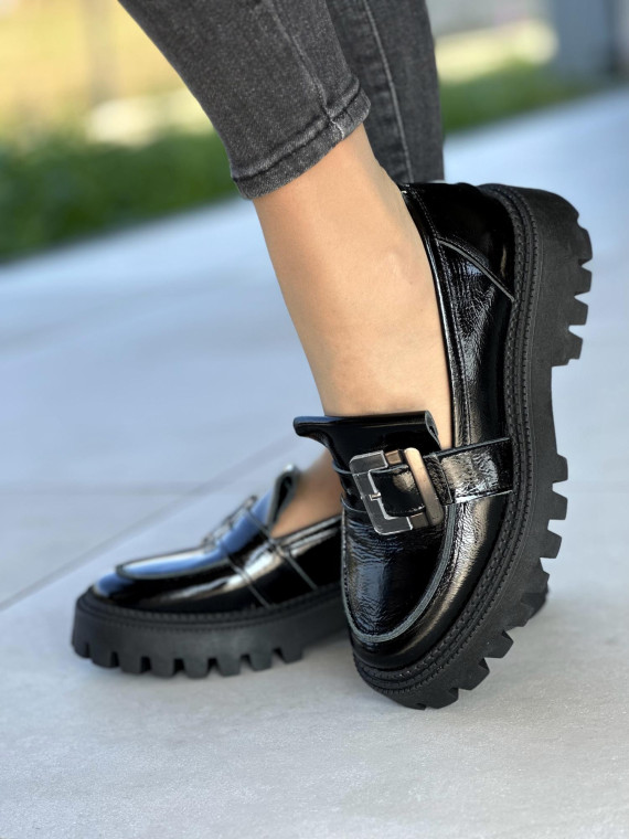 Eleganckie mokasyny marki OLEKSY