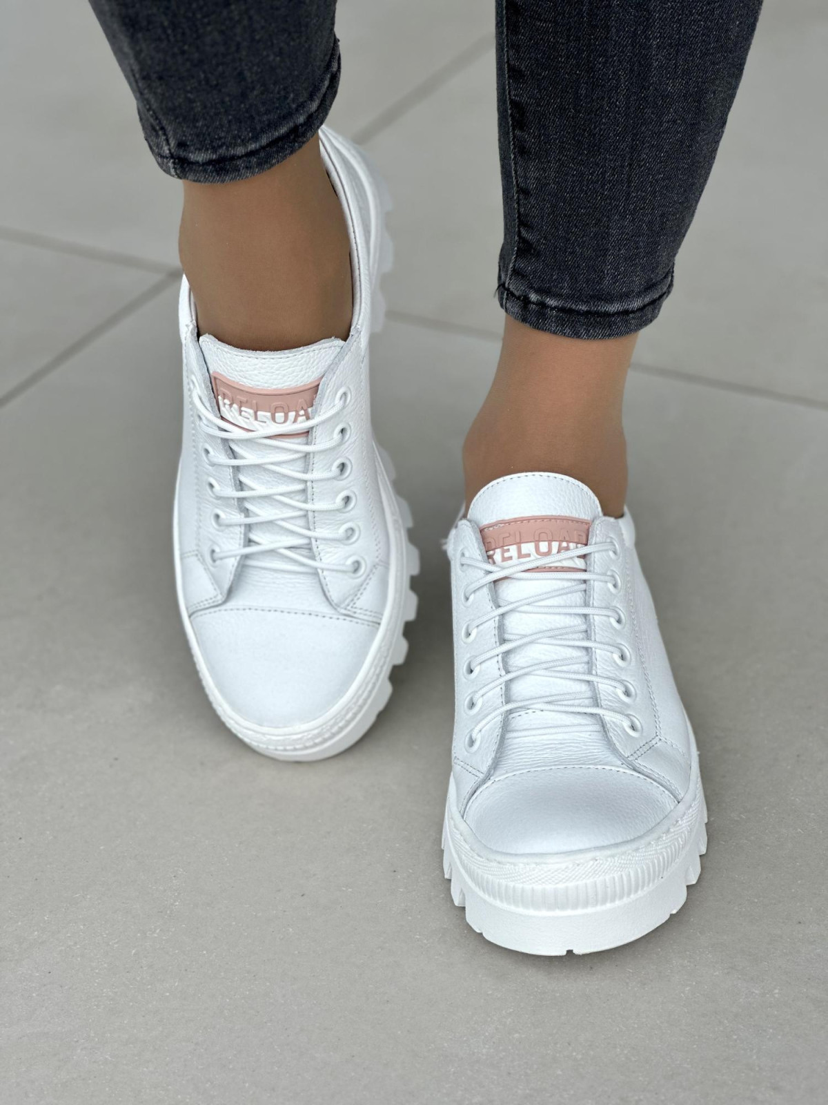 Damskie trapery skórzane OLEKSY – Modny design i niezawodny komfort