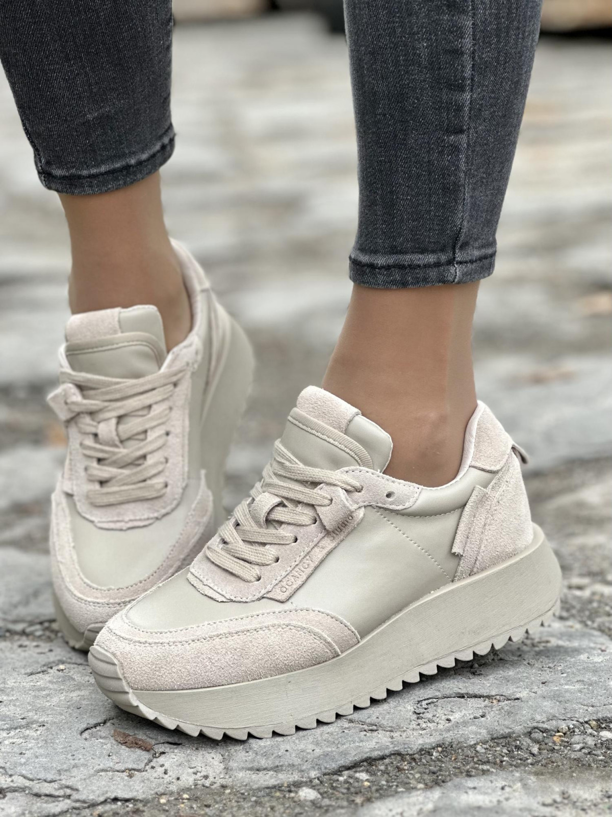 Damskie sneakersy skórzane