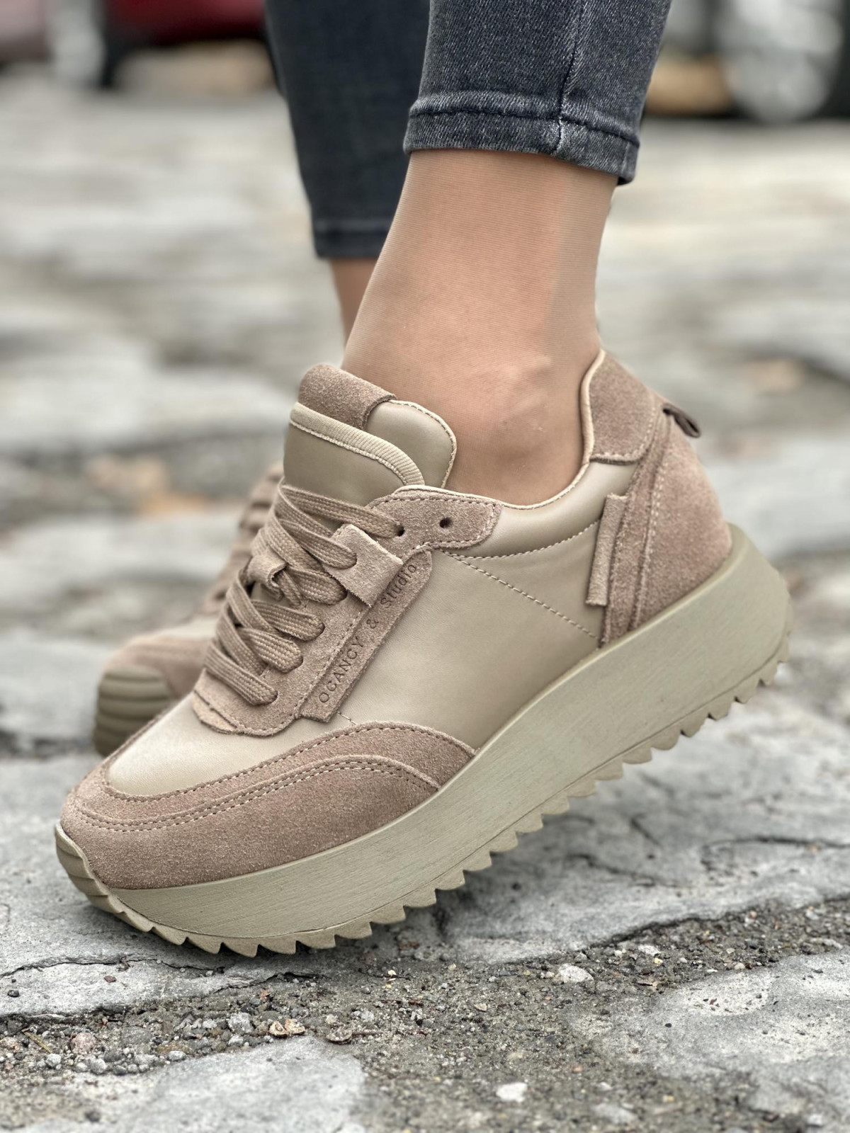 Damskie sneakersy skórzane