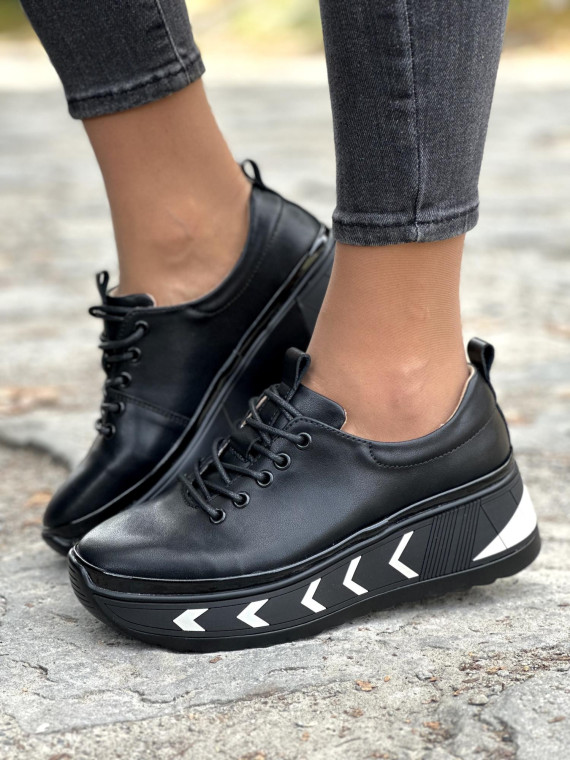 Nowoczesne sneakersy ze skóry naturalnej