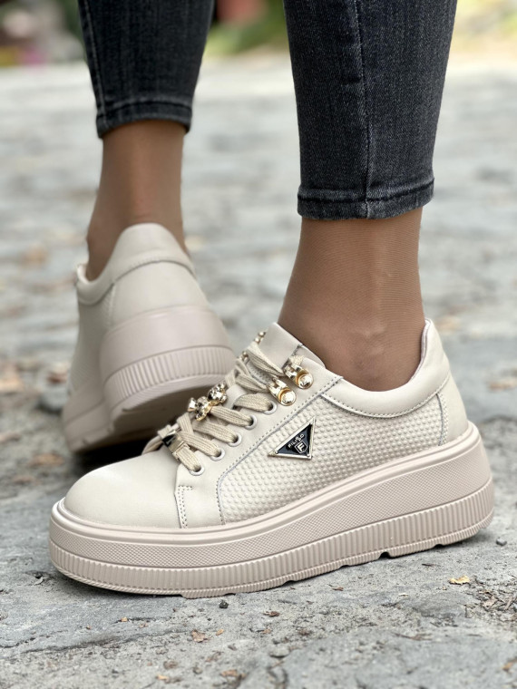 Nowoczesne sneakersy z najwyższej jakości skóry naturalnej