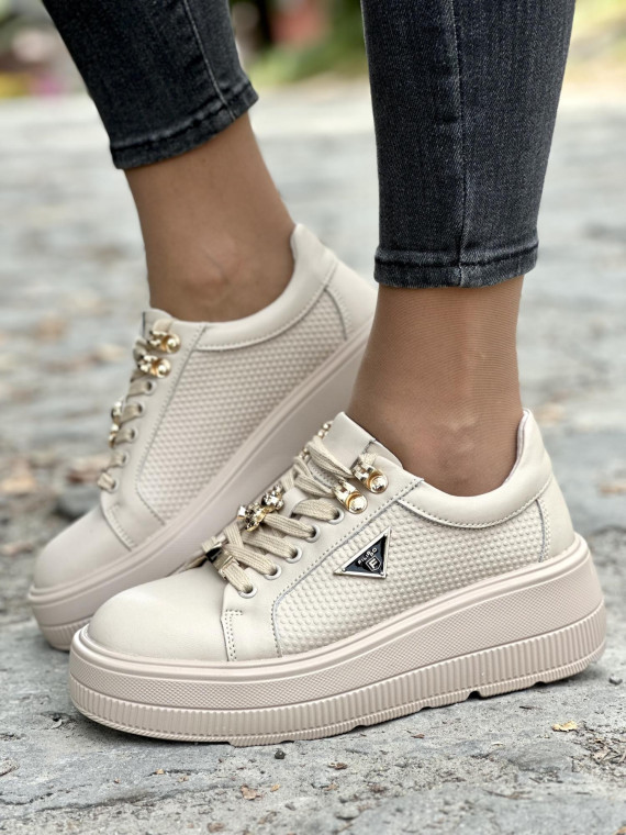 Nowoczesne sneakersy z najwyższej jakości skóry naturalnej