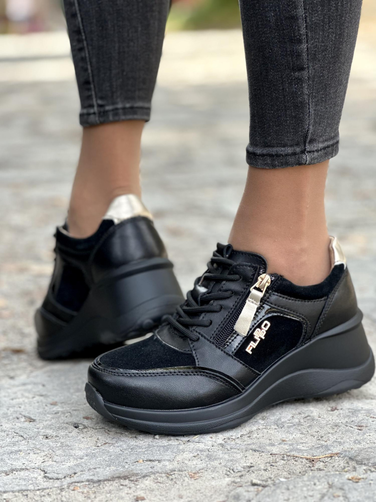 Czarne sneakersy ze skóry naturalnej