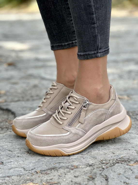Beżowe sneakersy ze skóry naturalnej