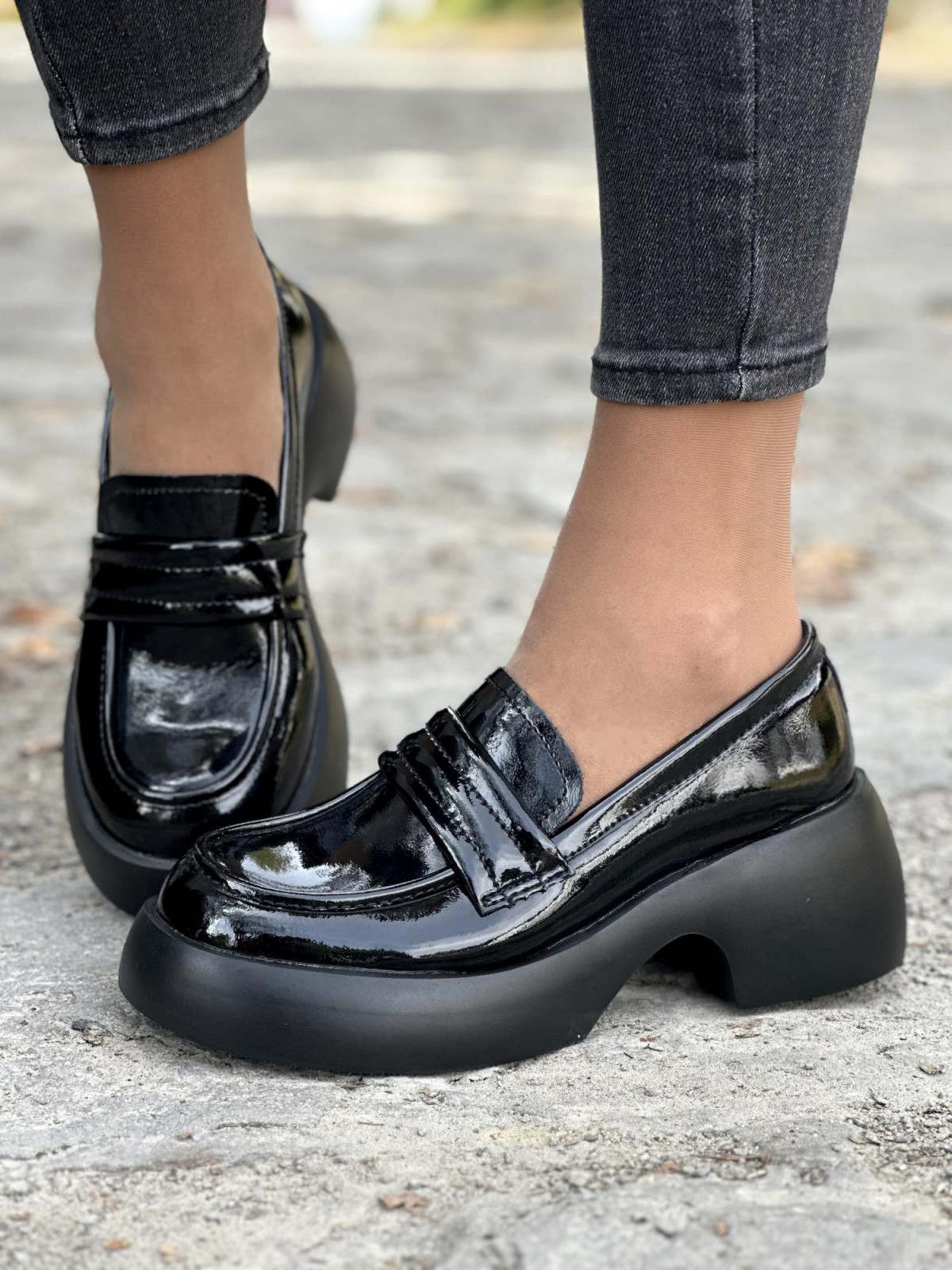 Nowoczesne Mokasyny ze Skóry Naturalnej