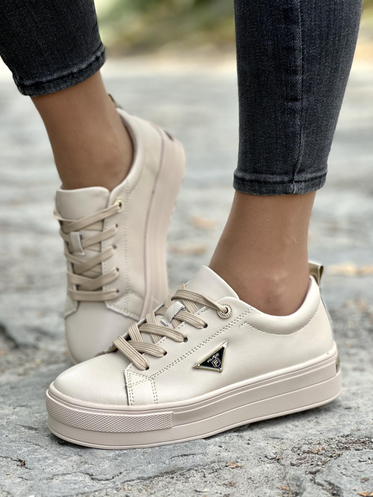 Eleganckie Trampki ze Skóry Naturalnej