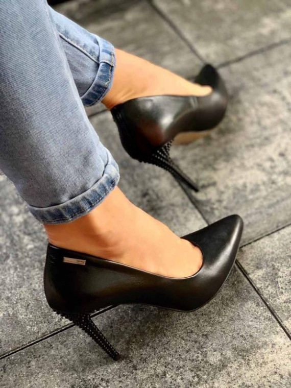 Czarne czółenka damskie skórzane