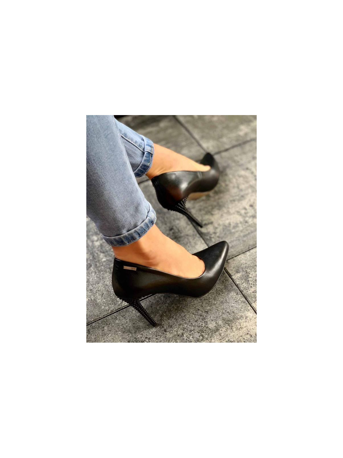 Czarne czółenka damskie skórzane