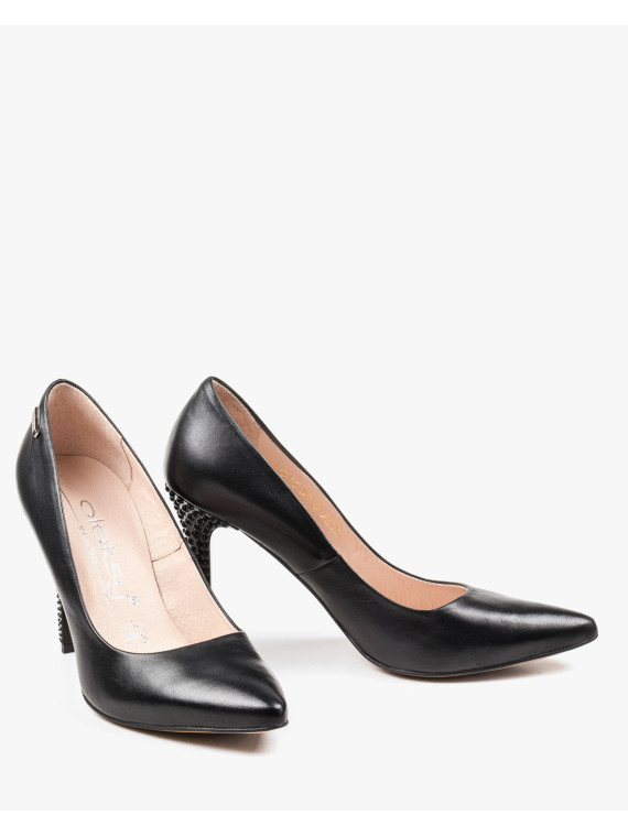 Czarne czółenka damskie skórzane