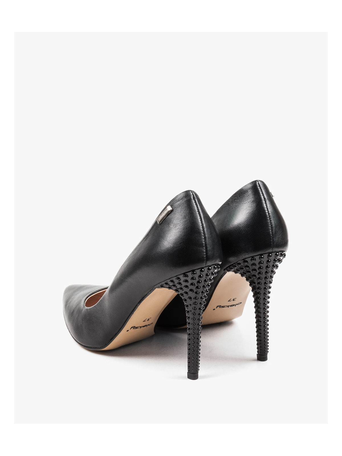 Czarne czółenka damskie skórzane