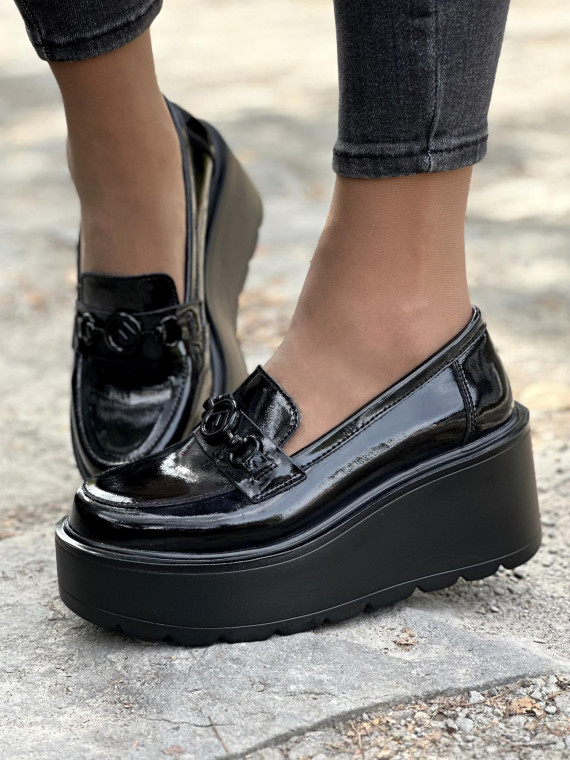 Czarne półbuty ze skóry naturalnej