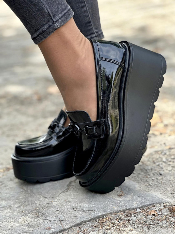 Czarne półbuty ze skóry naturalnej