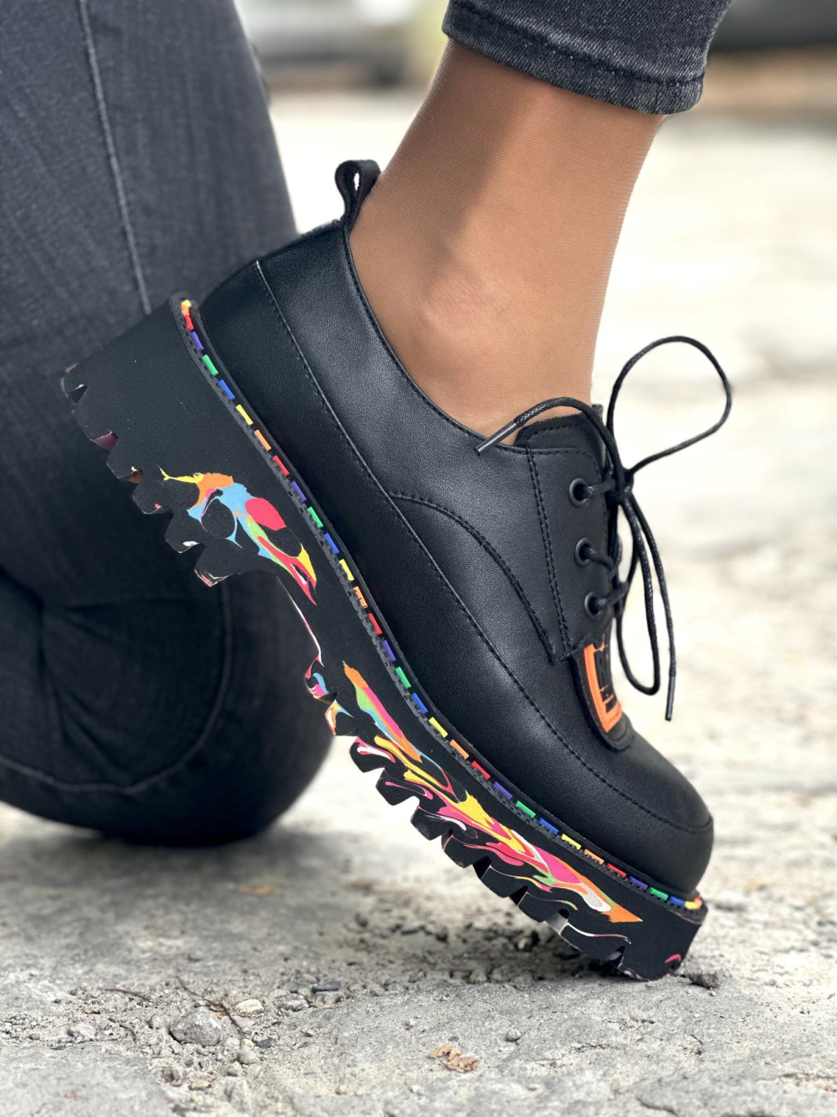 Wyjątkowe Półbuty ze Skóry Naturalnej