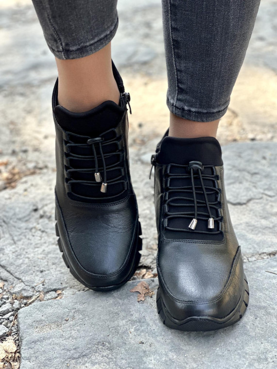 Eleganckie Botki ze Skóry Naturalnej