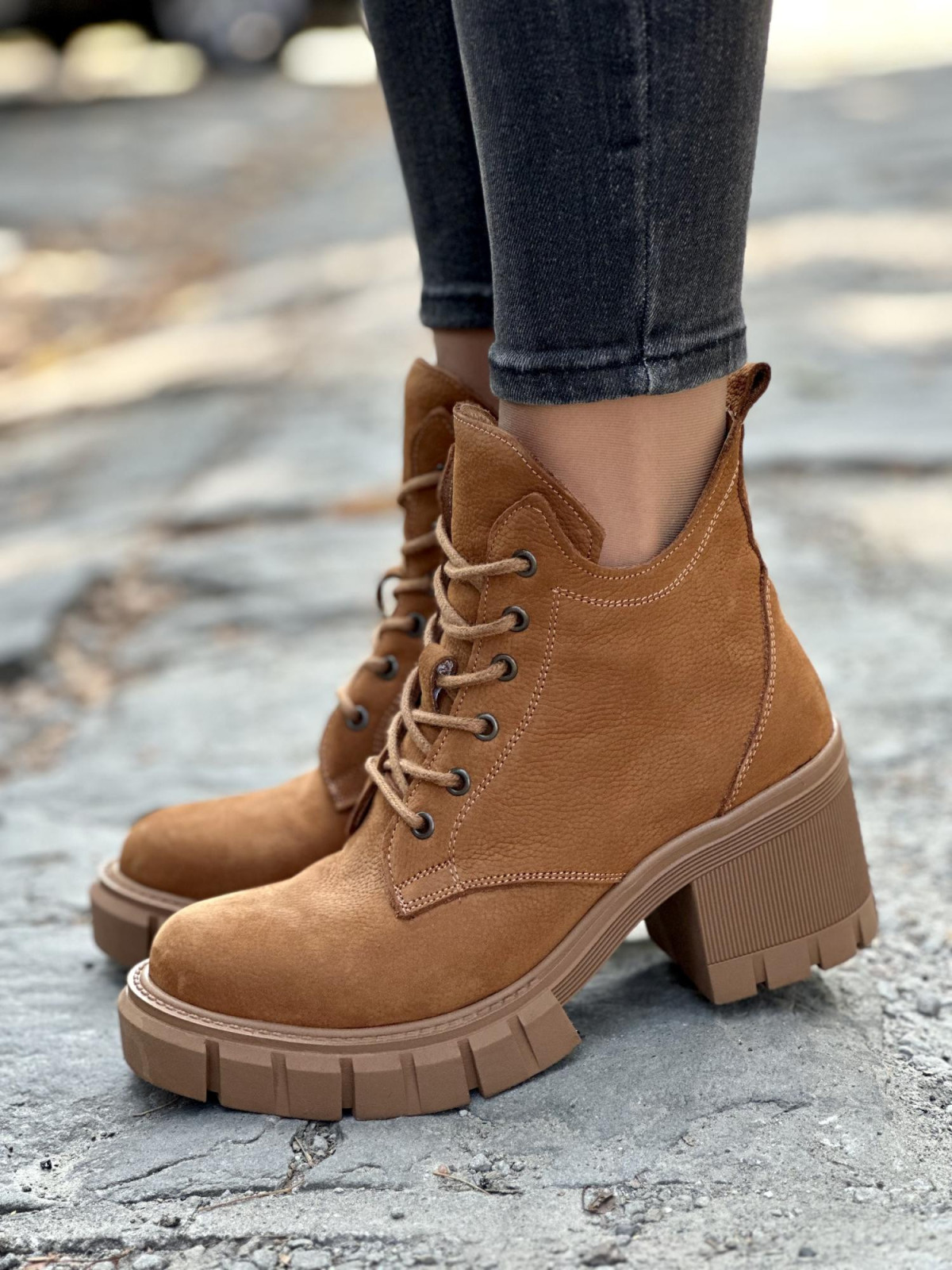 Stylowe botki ze skóry naturalnej