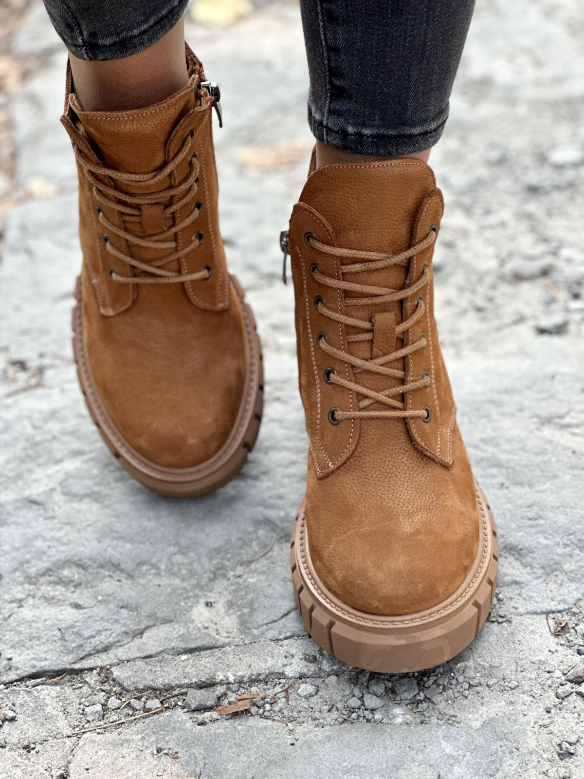 Stylowe botki ze skóry naturalnej