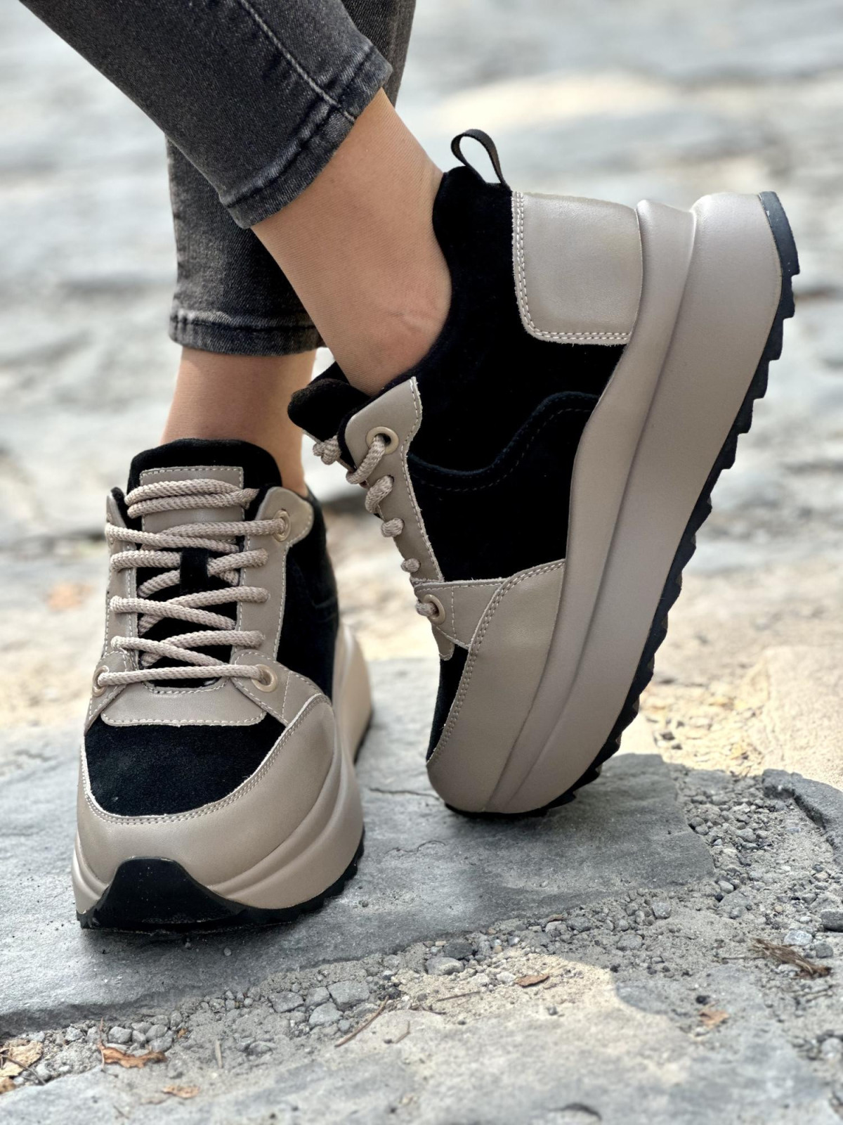 Stylowe Sneakersy ze Skóry Naturalnej