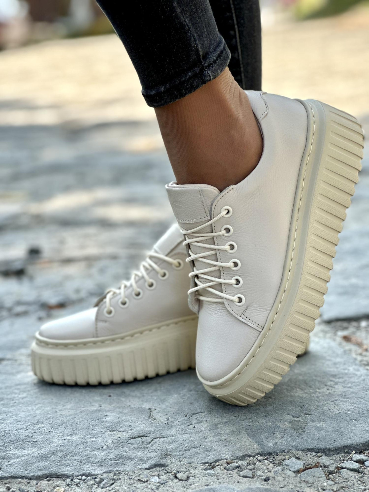 Eleganckie trampki OLEKSY ze skóry Polskiej produkcji