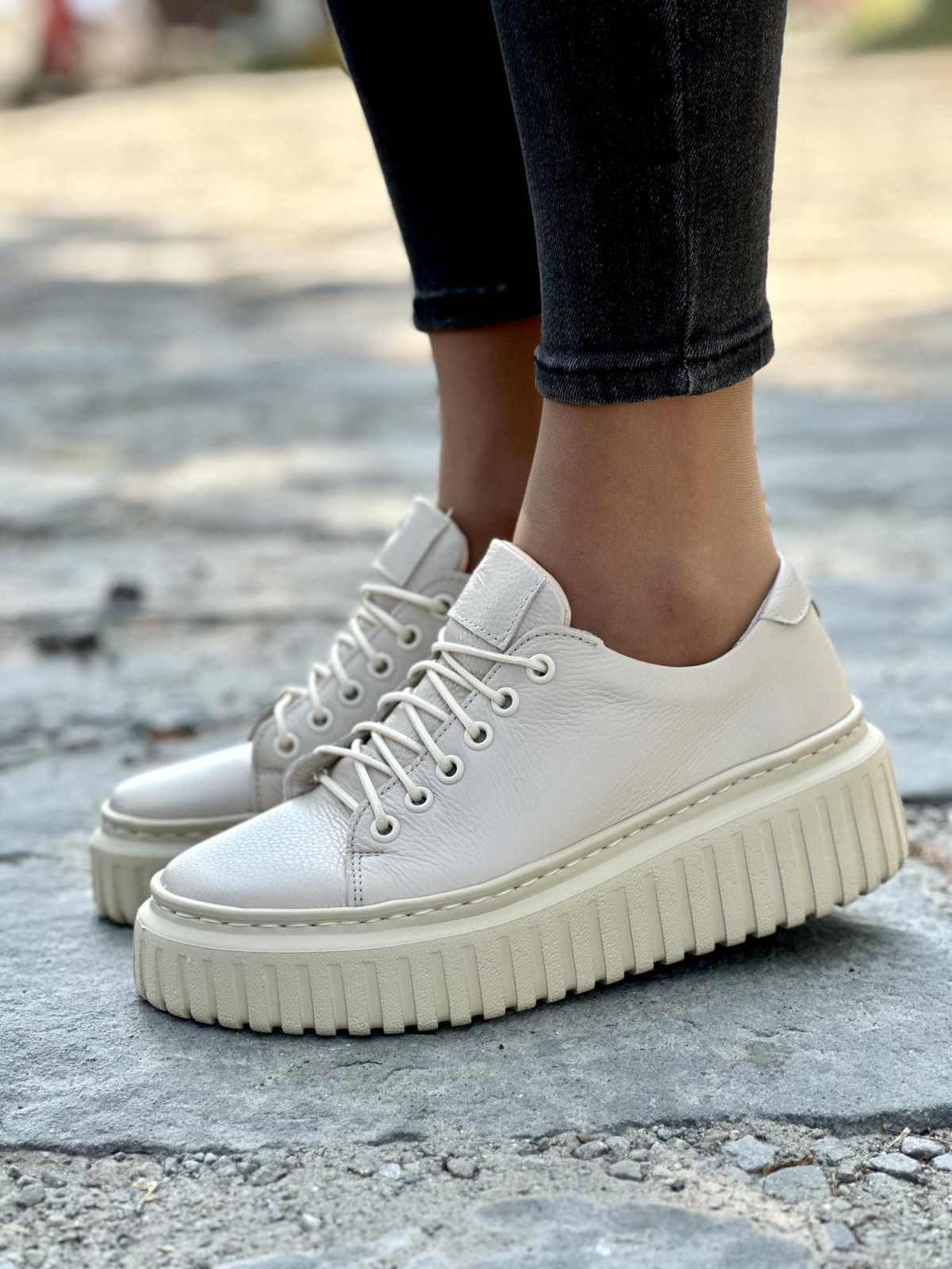 Eleganckie trampki OLEKSY ze skóry Polskiej produkcji