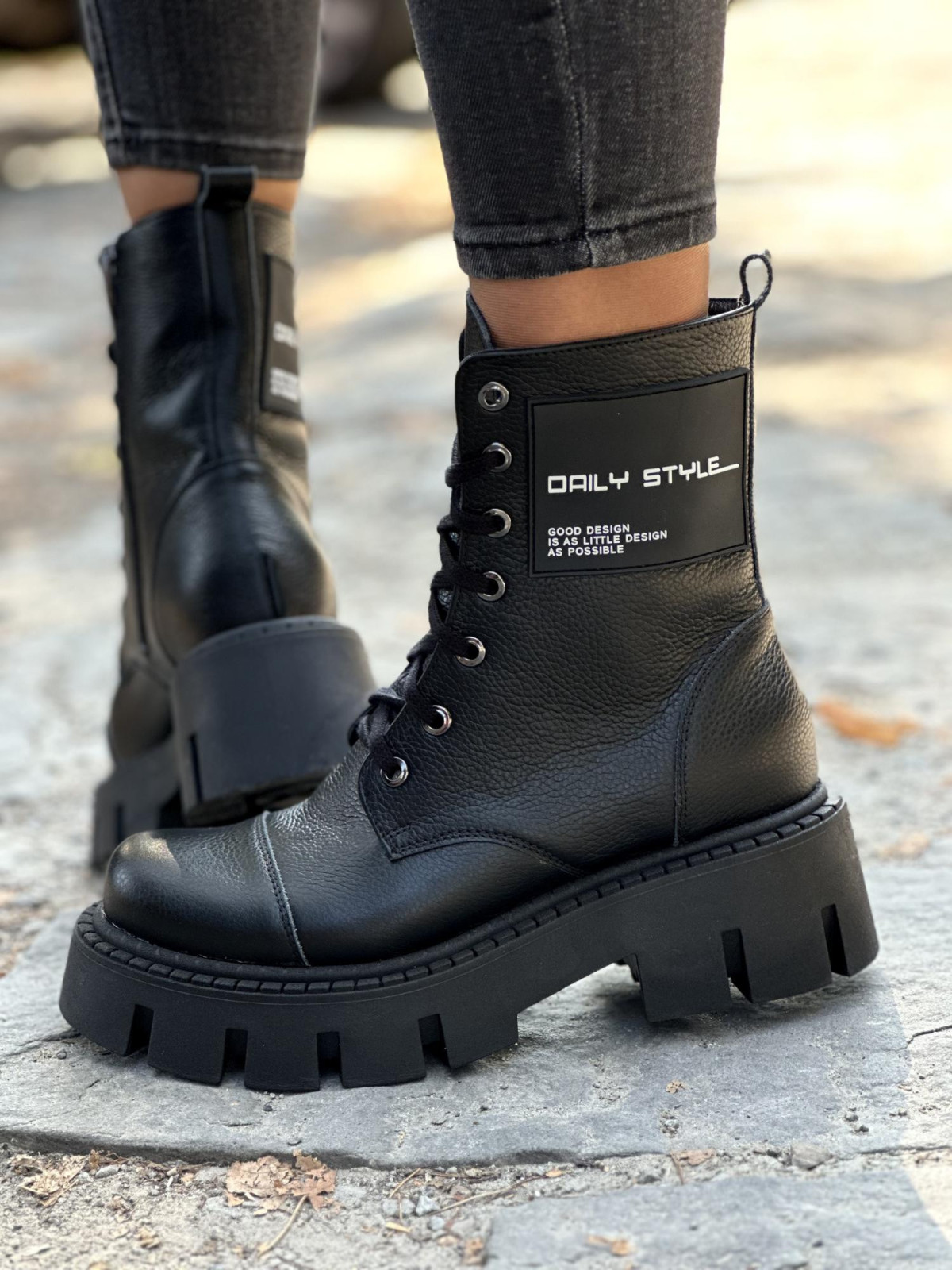 Czarne skórzane trapery OLEKSY Polskiej produkcji