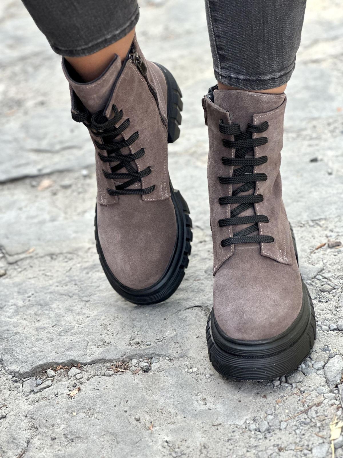 Stylowe trapery ze skóry naturalnej