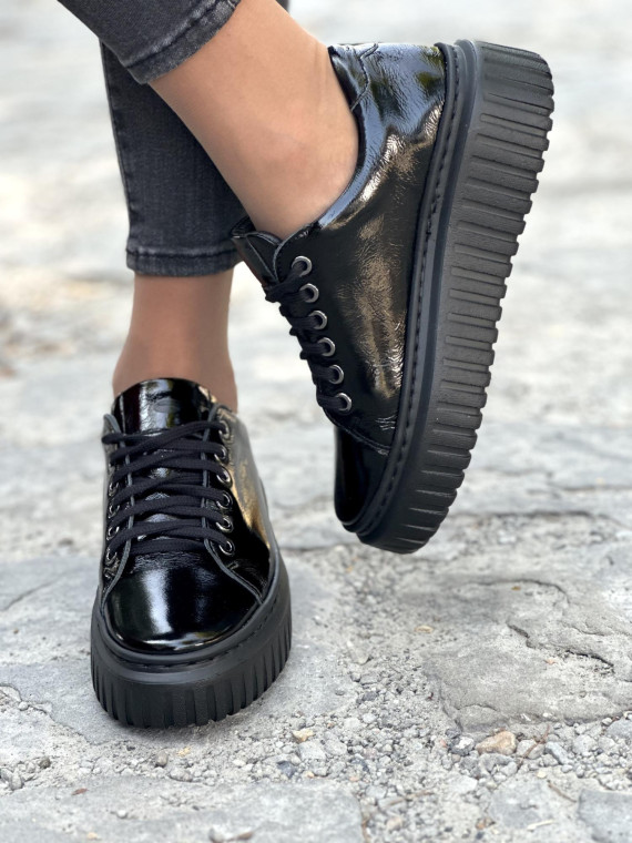 Eleganckie i nowoczesne skórzane trampki OLEKSY Polskiej produkcji