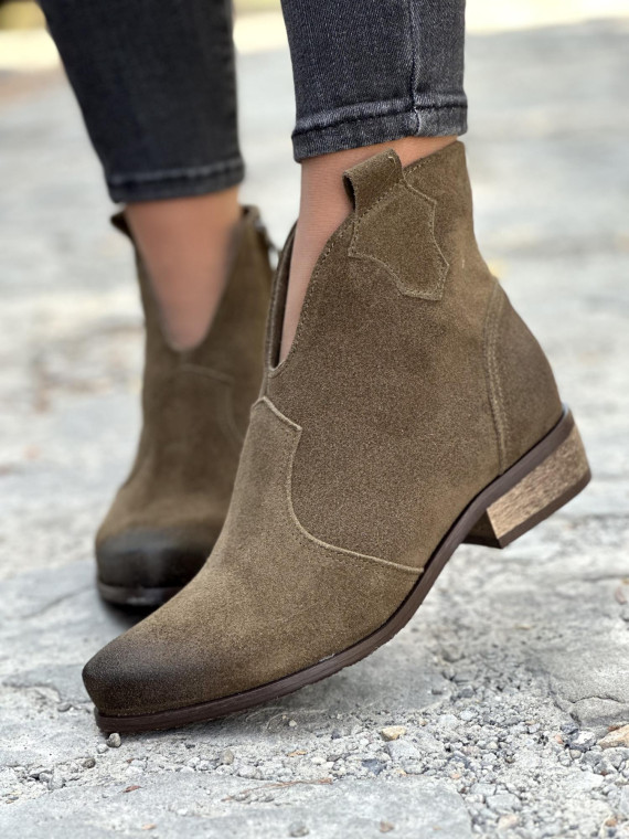 Stylowe kowbojki ze skóry OLEKSY Polskiej produkcji