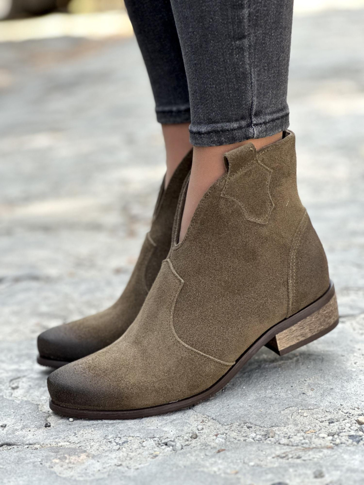 Stylowe kowbojki ze skóry OLEKSY Polskiej produkcji