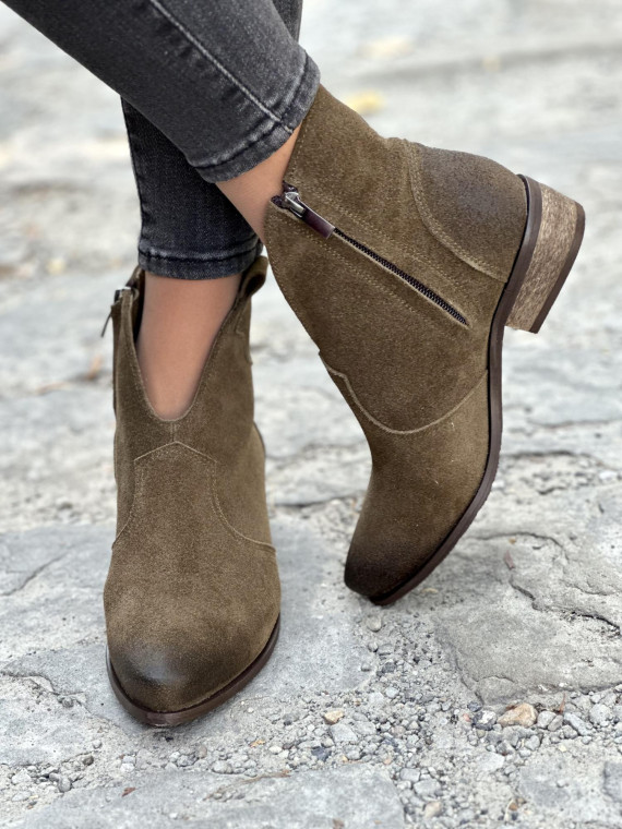 Stylowe kowbojki ze skóry OLEKSY Polskiej produkcji