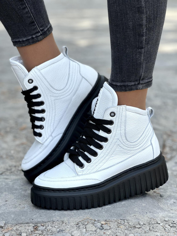 Nowoczesne sneakersy OLEKSY ze skóry Polskiej produkcji