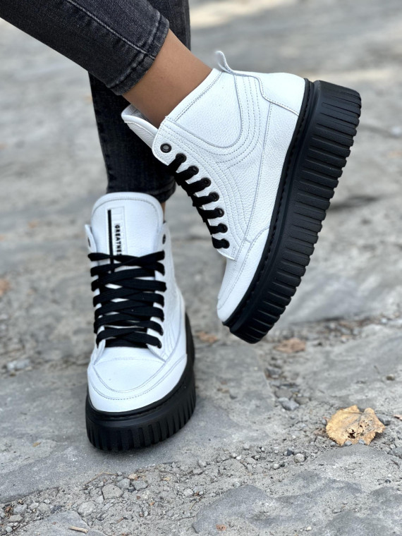 Nowoczesne sneakersy OLEKSY ze skóry Polskiej produkcji