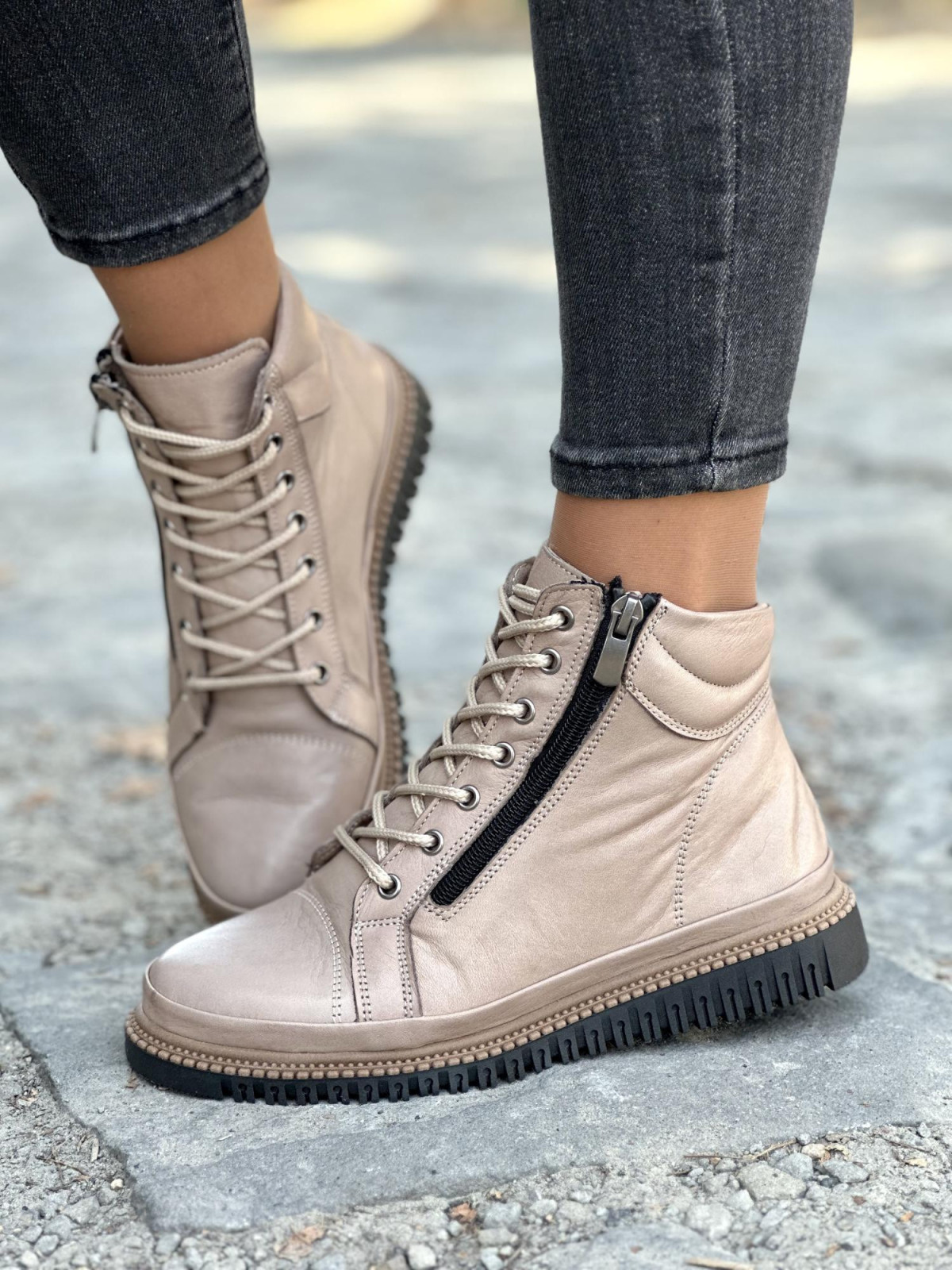 Mega wygodne i lekkie botki ze skóry naturalnej