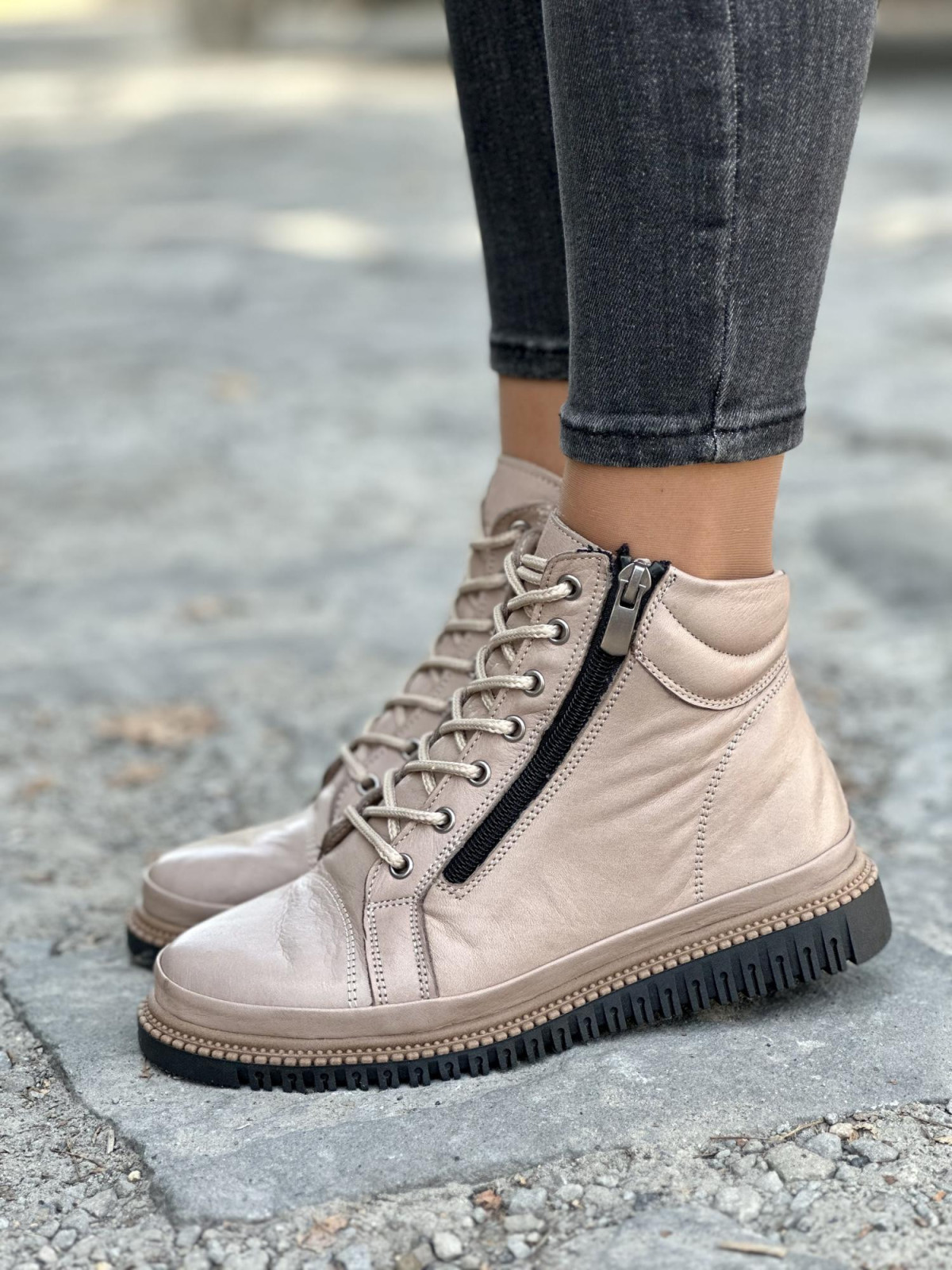 Mega wygodne i lekkie botki ze skóry naturalnej