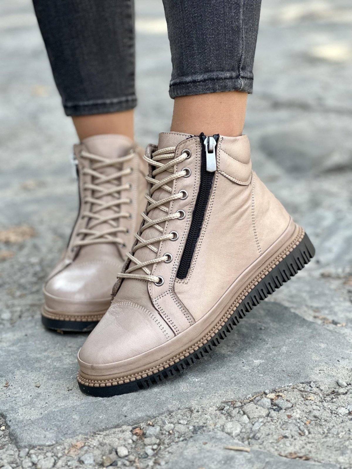 Mega wygodne i lekkie botki ze skóry naturalnej